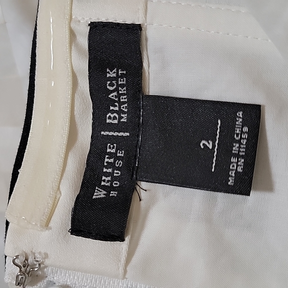 Beautiful WHBM top, size 2, with removable straps.  Only worn a few times! - Picture 5 of 5